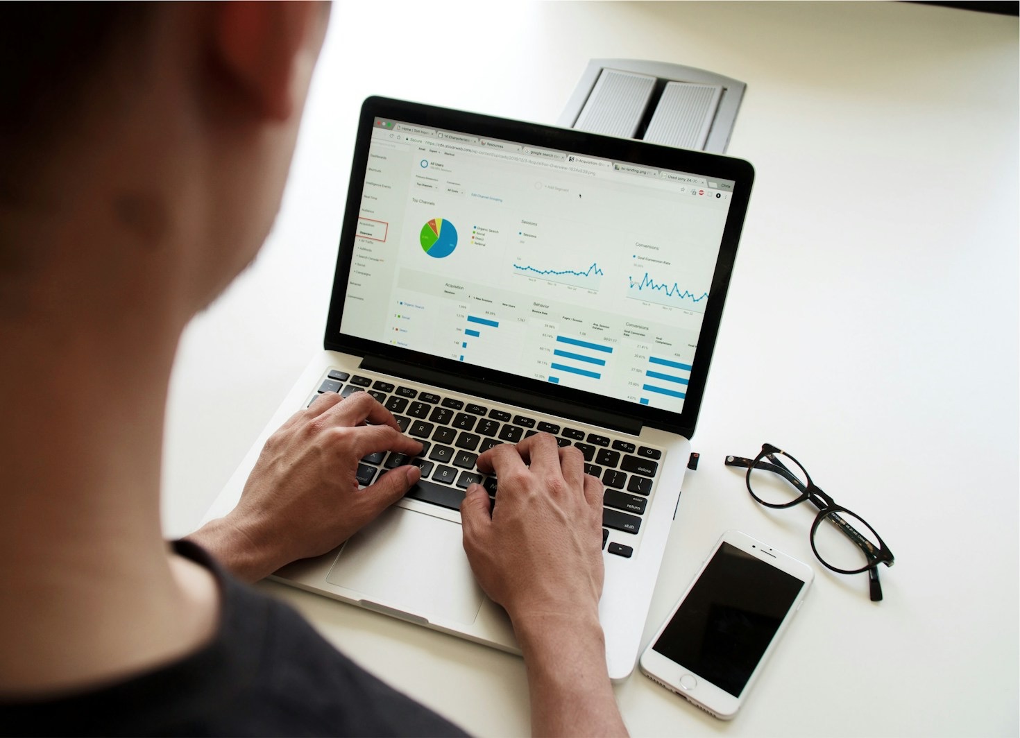 How Mobile-Responsive Designs Enhance Verification
